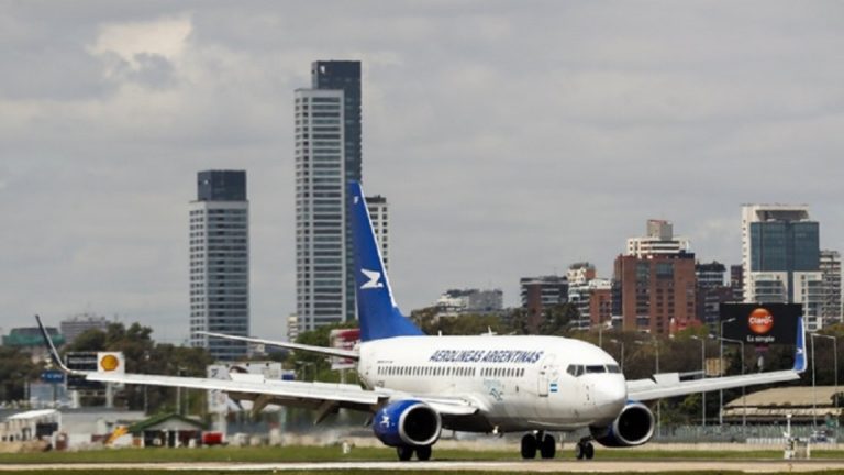 Αργεντινή: Απεργούν αύριο οι εργαζόμενοι στον δημόσιο αερομεταφορέα