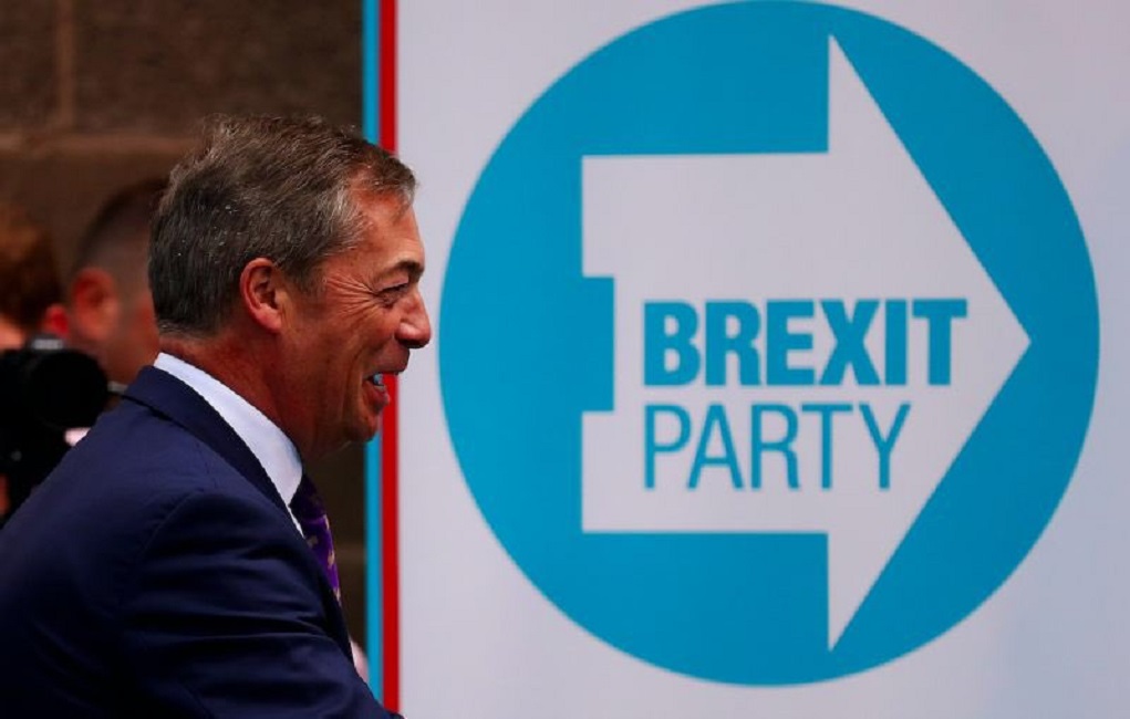 Πρώτο το κόμμα “Brexit” σε δημοσκόπηση ενόψει ευρωεκλογών