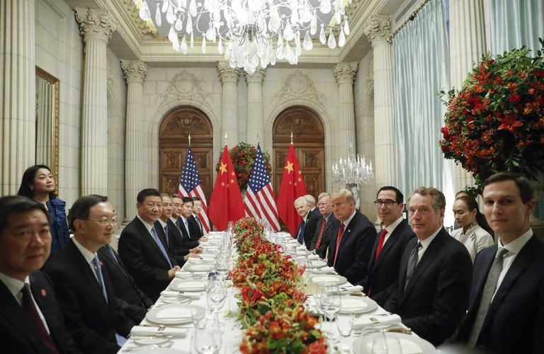 Προσδοκίες για τερματισμό του εμπορικού πολέμου ΗΠΑ-Κίνας
