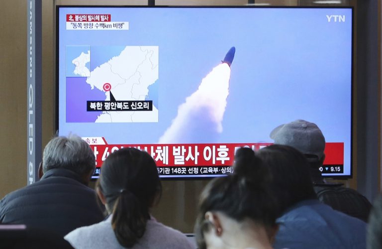 Βλήματα αγνώστου τύπου εκτόξευσε η Β.Κορέα καταγγέλει η Σεούλ