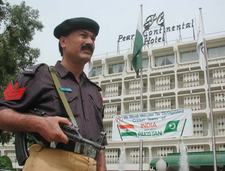 Πακιστάν: Πέντε νεκροί από την ενόπλη επίθεση σε ξενοδοχείο
