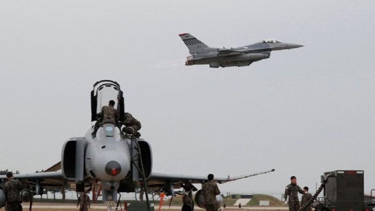Καλιφόρνια: F-16 συνετρίβη σε αποθήκη – Δεν υπήρξαν θύματα (video)