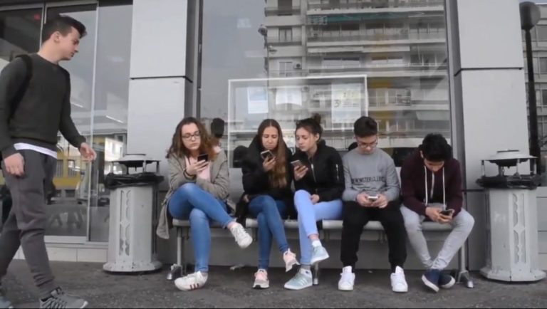 Καβάλα: «Το Ζάρι» του γυμνασίου Αμυγδαλεώνα βραβεύεται (video)