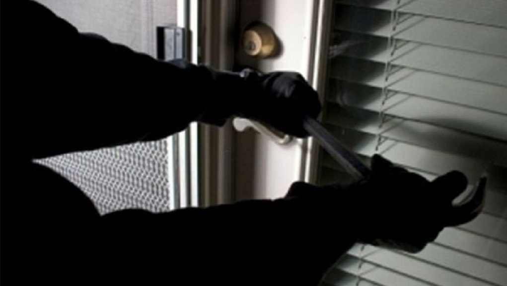 Εξιχνιάστηκαν πέντε κλοπές σε σπίτια στην Αμαλιάδα – Συνελήφθη ο ένας από τους δράστες