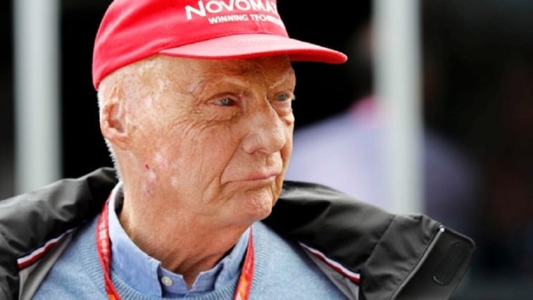 Έφυγε από τη ζωή ο θρυλικός πιλότος της F1 Νίκι Λάουντα (video)