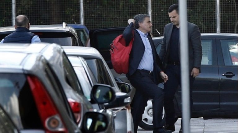 Τα δημοσιονομικά στο επίκεντρο της σημερινής συνάντησης κυβέρνησης-θεσμών