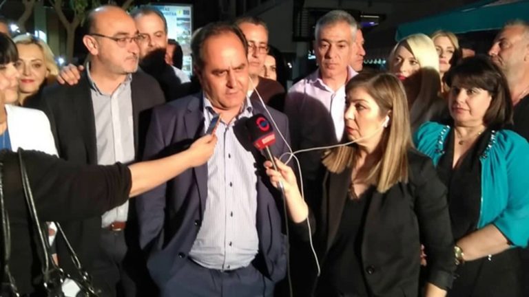 Μεγάλο προβάδισμα του Β. Τσιάκου στο δήμο Καρδίτσας-Θα αναμετρηθεί με τον Φ. Αλεξάκο