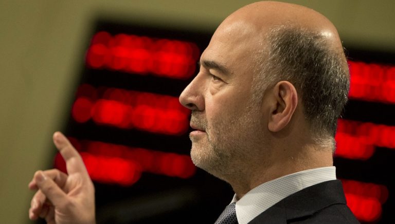 Μοσκοβισί: Δεν θα πρέπει να παγιωθεί η τακτική των υπερπλεονασμάτων