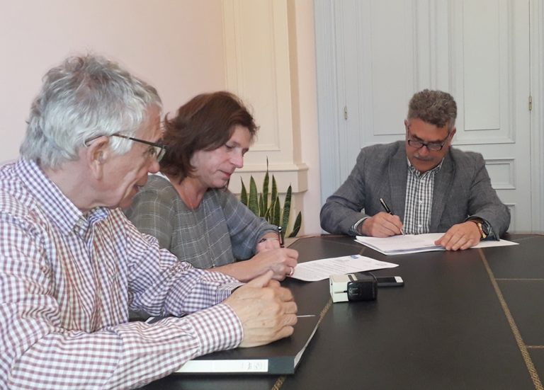 Κέρκυρα: Υπεγράφη η σύμβαση για την αποκατάσταση κτηρίων του Μον Ρεπό