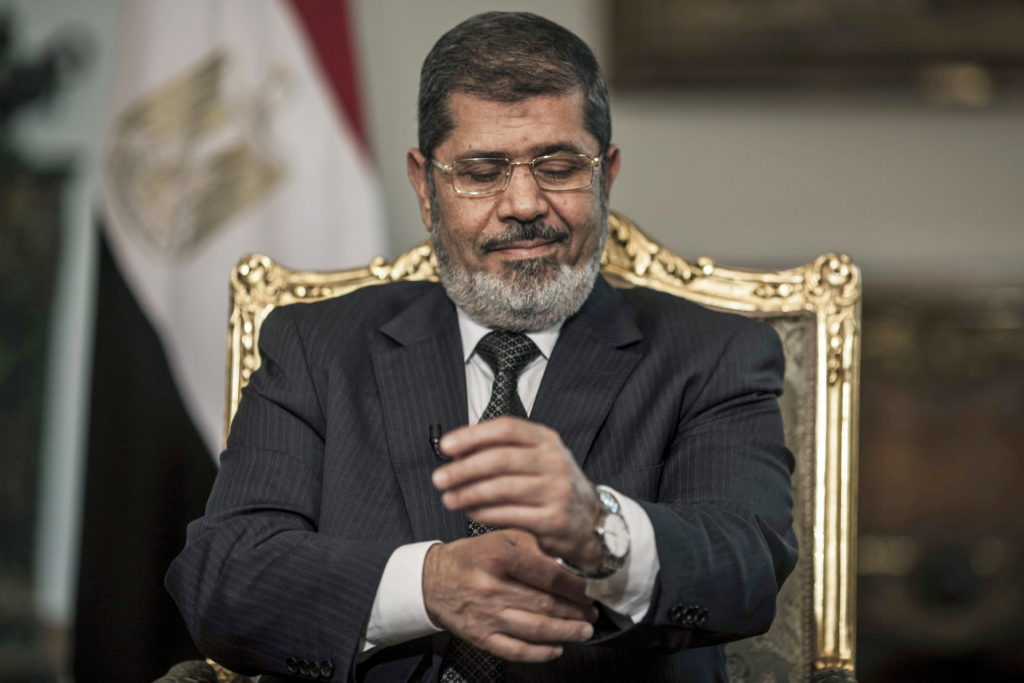 Πέθανε στο δικαστήριο ο πρώην πρόεδρος της Αιγύπτου Μοχάμεντ Μόρσι