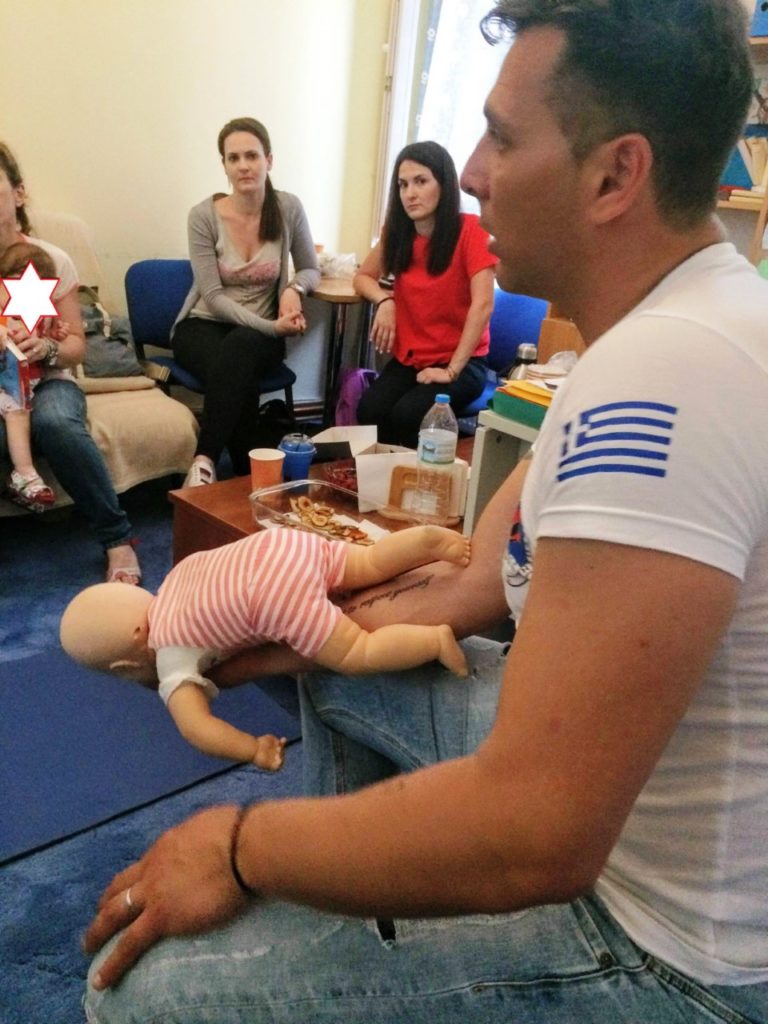 Πρώτες βοήθειες σε μωρά και παιδιά