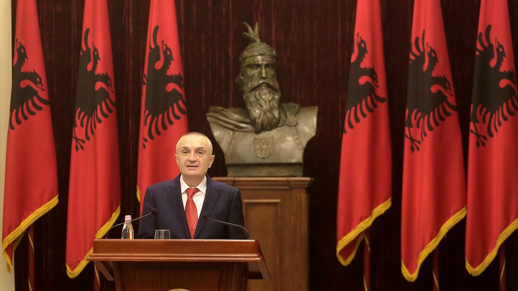 Πολιτική κρίση στην Αλβανία: Διαμάχη Ι. Μέτα με τον Ε. Ράμα (video)