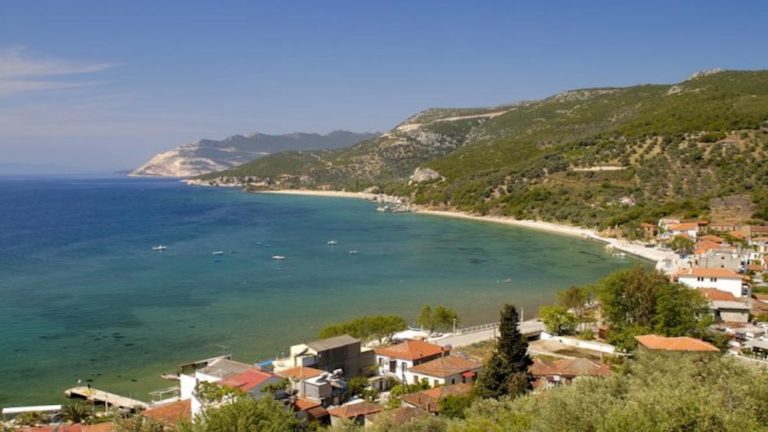 Εργασίες συντήρησης στον Ι.Ν. Θεοτόκου στον Πλατανιά Πηλίου