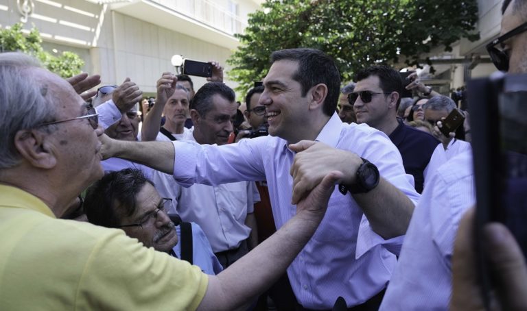 Χάλκη-Αλ. Τσίπρας: Κατάργηση του ΕΝΦΙΑ για νησιά κάτω των 1.000 κατοίκων (video)