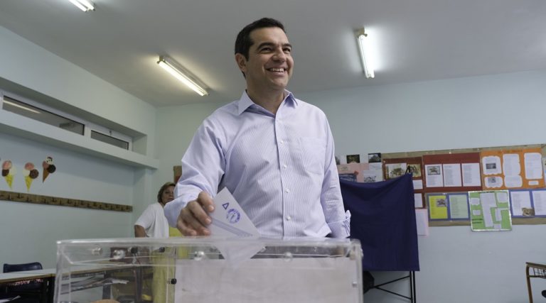 Α. Τσίπρας: Καλούμε τους πολίτες να επιλέξουν προοδευτικούς υποψήφιους (video)