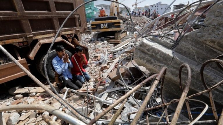 Καμπότζη: 17 νεκροί από κατάρρευση υπό κατασκευή κτιρίου