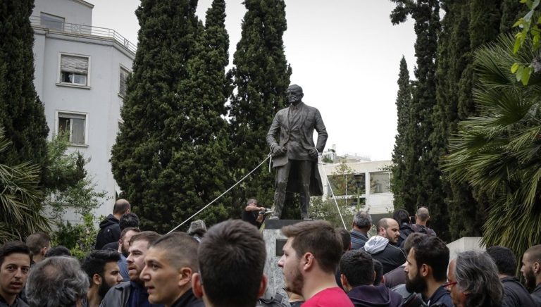 Το ΠΑΜΕ για τις καταδίκες αγροτών και τη δίκη νεολαίων για το άγαλμα Τρούμαν