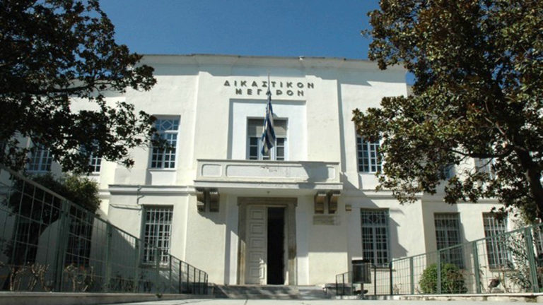 «Οικειοθελής εξαθλίωση με αντάλλαγμα τον Παράδεισο»