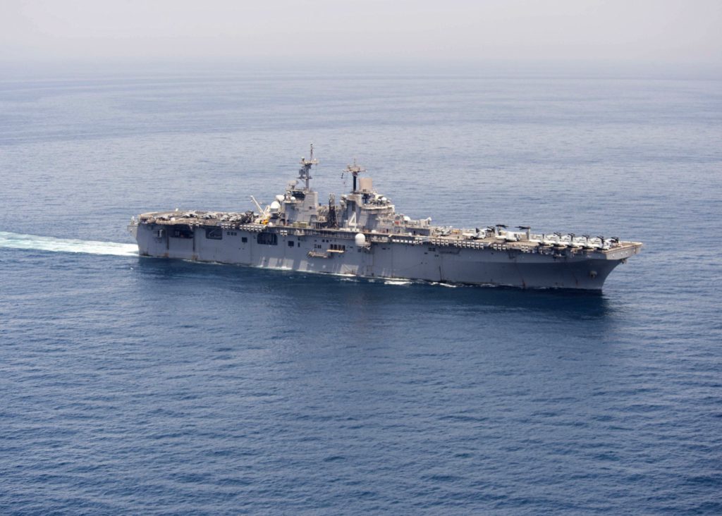 Τραμπ: To USS Boxer κατέρριψε ιρανικό drone στο Στενό του Χορμούζ