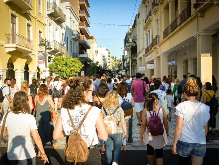 Ξενάγηση στην υπαίθρια γκαλερί street art της Πάτρας