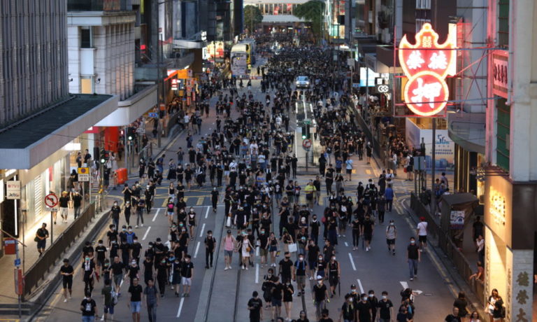 Χονγκ Κονγκ: Συνεχίζονται οι διαδηλώσεις για 7η συνεχόμενη εβδομάδα