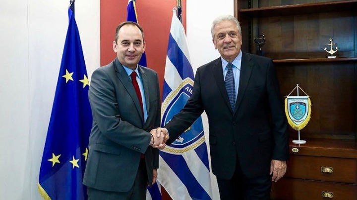 Επίσκεψη Δ. Αβραμόπουλου στο υπ. Ναυτιλίας και Νησιωτικής Πολιτικής και στην ευρωπαϊκή συνοριοφυλακή