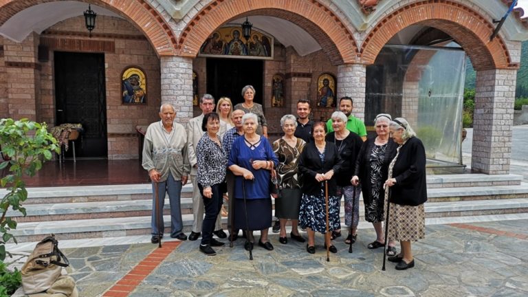 Επίσκεψη των τροφίμων του Γηροκομείου Καναλίων στην Παναγία Ξενιά