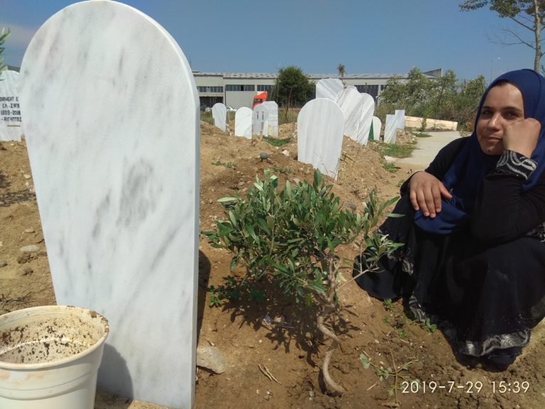 Κομοτηνή: Στο κοιμητήριο των μεταναστών, οι νεκροί περιμένουν