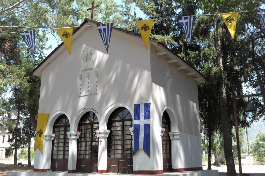 Καλαμάτα: Γιορτή στο εκκλησάκι της Αγίας Σκέπης