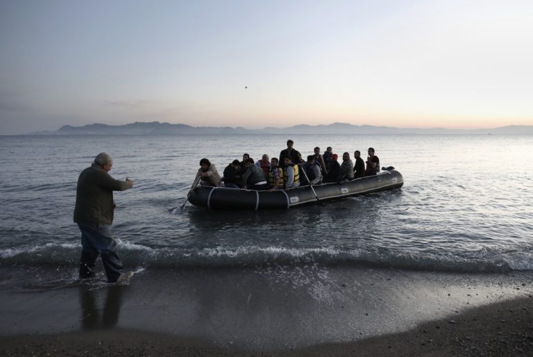 Το μεταναστευτικό στις συναντήσεις Αβραμόπουλου με Δένδια και Πλακιωτάκη