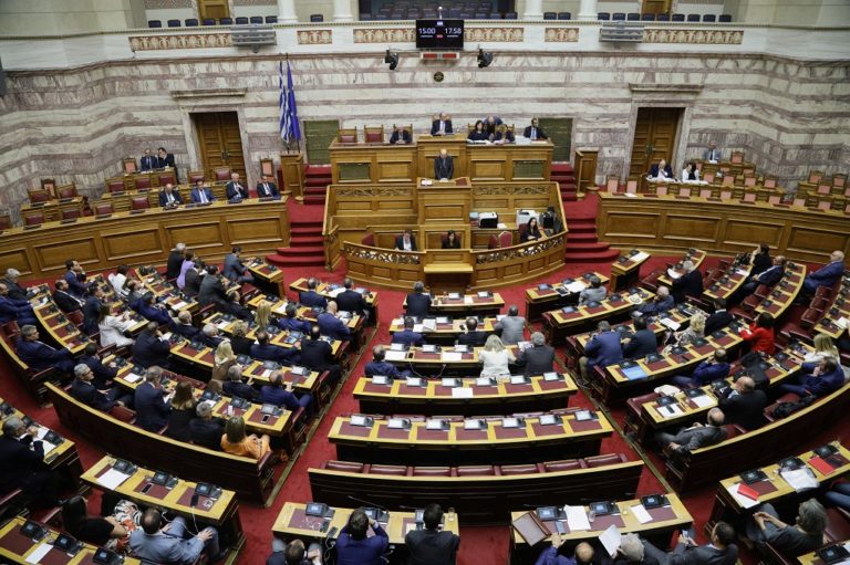 Ολοκληρώνεται στην Ολομέλεια η συζήτηση και ψήφιση του ν/σ «Ρυθμίσεις οφειλών, πλαίσιο δεύτερης ευκαιρίας»(video)