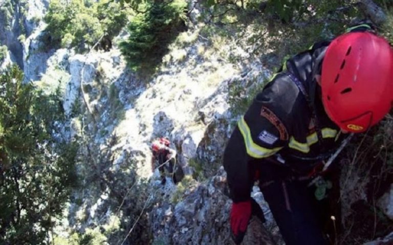 Βραδινή επιχείρηση για τη διάσωση μάνας και κόρης