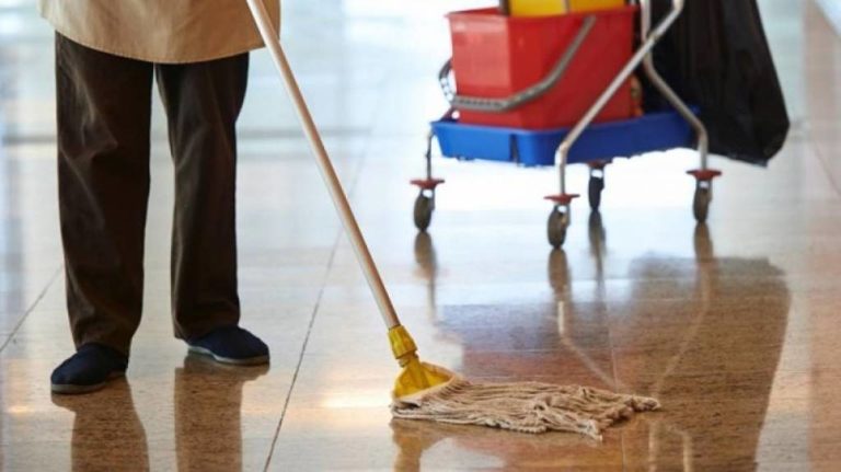 Τη μονιμοποίηση των καθαριστριών ζητά το Εργατικό Κέντρο Άρτας