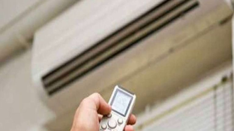 Ανοιχτές κλιματιζόμενες αίθουσες λόγω των υψηλών θερμοκρασιών