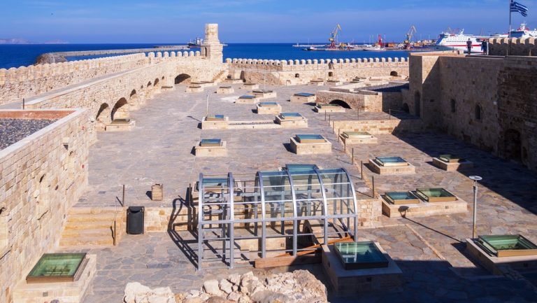 Οικογένεια τραυματίστηκε στον Κούλε