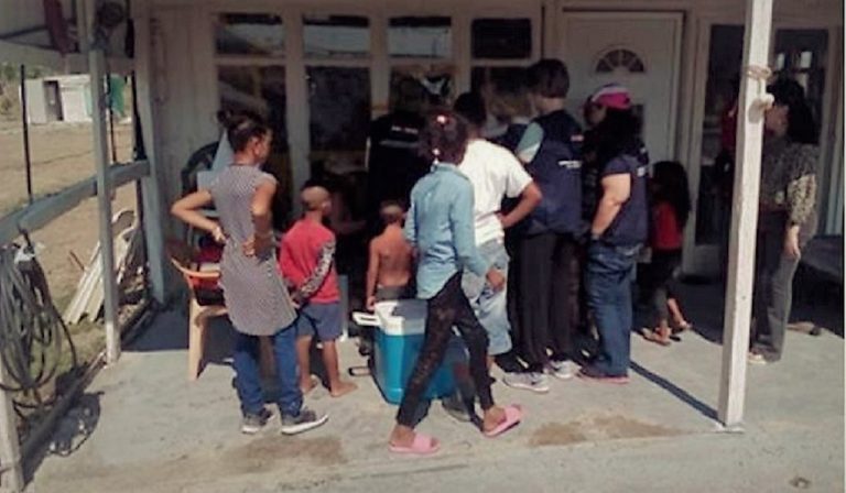 Υποτροφίες σε αστέγους και Ρομά για σπουδές στο Ελληνικό Ανοιχτό Πανεπιστήμιο