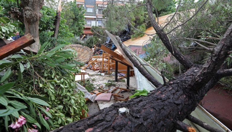 Εφιαλτικές μαρτυρίες από τον φονικό τυφώνα στη Χαλκιδική-Συγκλονιστικές εικόνες (video-photo gallery)