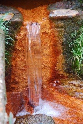 Βελτιώνεται η προσβασιμότητα στις ιαματικές πηγές του Κόκκινου Νερού Λάρισας