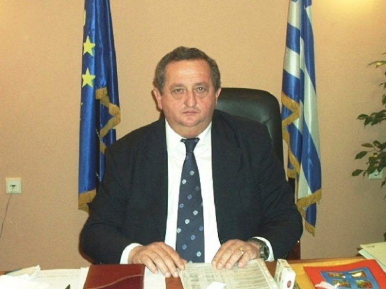 Πέθανε ο πρώην δήμαρχος Τυρνάβου Θανάσης Νασίκας
