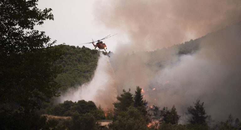 Έξι μέτωπα πυρκαγιάς στο Ηράκλειο