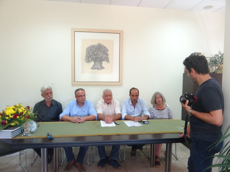 Υπογράφηκε  η σύμβαση για το έργο επέκτασης και βελτίωσης του λιμανιού στο Κολυμπάρι (audio)