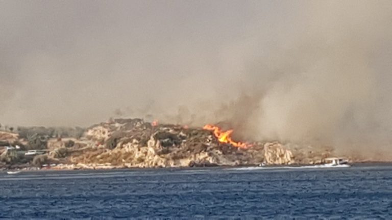 Έσβησε η φωτιά στην Σάμο