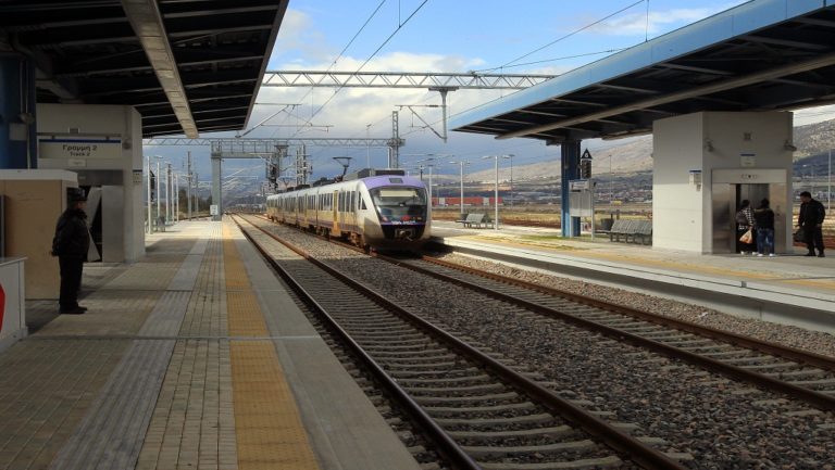 Επανέρχονται τα δρομολόγια τρένων μεταξύ Αθήνας και Θεσσαλονίκης