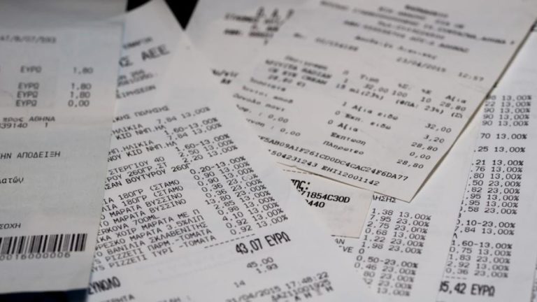 Επιχείρηση στην Κρήτη διέγραφε το 80% των αποδείξεων