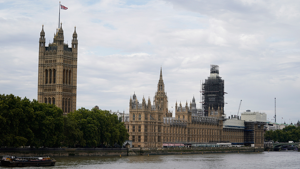 Brexit: «Μένει πολλή δουλειά να γίνει» με το Λονδίνο λέει ο Μπαρνιέ