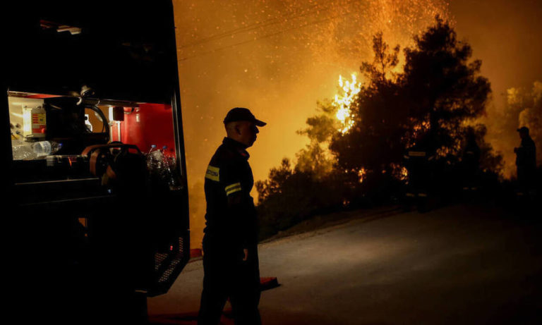 Ρέθυμνο: Υπό μερικό έλεγχο η φωτιά στον Άγιο Βασίλειο
