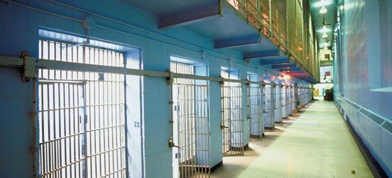 Ηράκλειο: Σύλληψη δικηγόρου – Επιχείρησε να μεταφέρει ναρκωτικά σε κρατούμενο