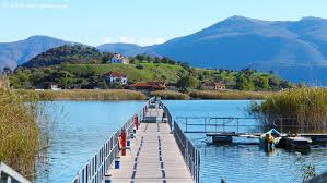 Πρέσπα: Άμεση επέμβαση της πλωτής αστυνομίας για τη σωτηρία τριών ατόμων από τη λίμνη Μικρή Πρέσπα