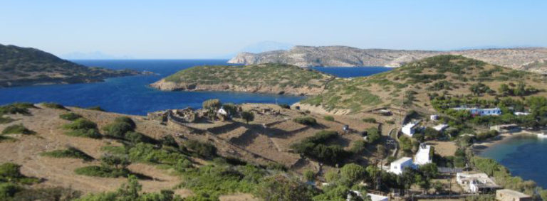Ακυβερνησία σκάφους με 62 επιβαίνοντες έξω από το Μαράθι