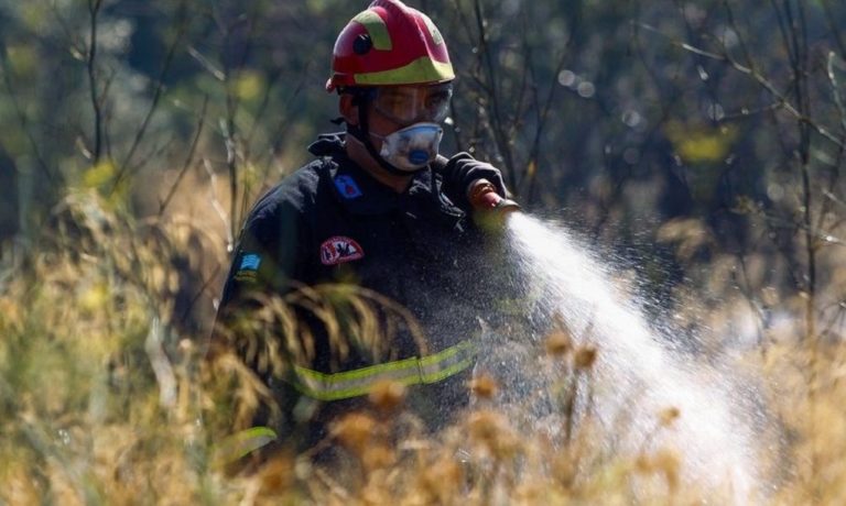 Υπό έλεγχο η φωτιά στην αρχαία Ολυμπία-Υψηλός ο κίνδυνος πυρκαγιάς την Κυριακή-Ποιες περιοχές αφορά  (video)